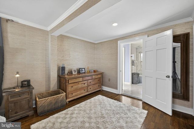 100 COUNTRY CLUB CIR, Winchester, VA 22602