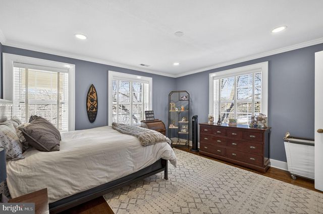 100 COUNTRY CLUB CIR, Winchester, VA 22602