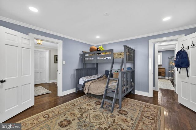 100 COUNTRY CLUB CIR, Winchester, VA 22602