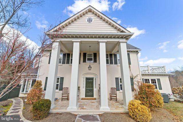 100 COUNTRY CLUB CIR, Winchester, VA 22602