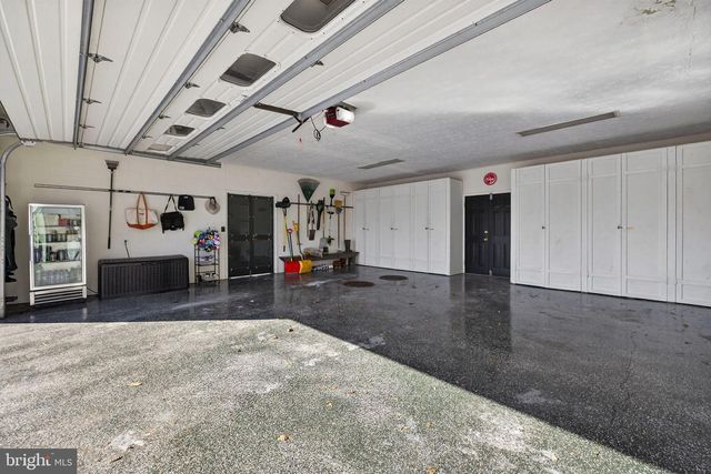 100 COUNTRY CLUB CIR, Winchester, VA 22602