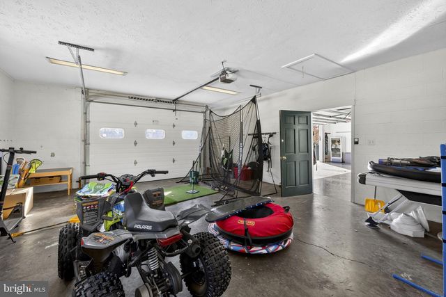 100 COUNTRY CLUB CIR, Winchester, VA 22602