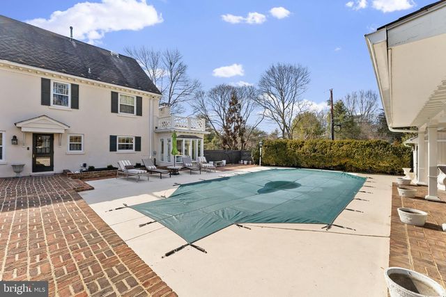 100 COUNTRY CLUB CIR, Winchester, VA 22602
