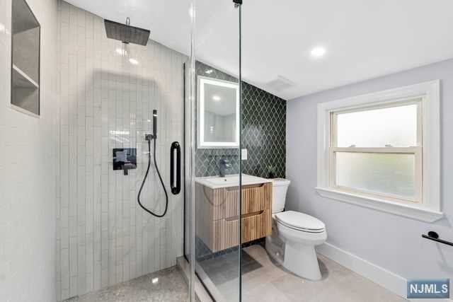 0-153 Tunbridge Road, Fair Lawn, NJ 07410