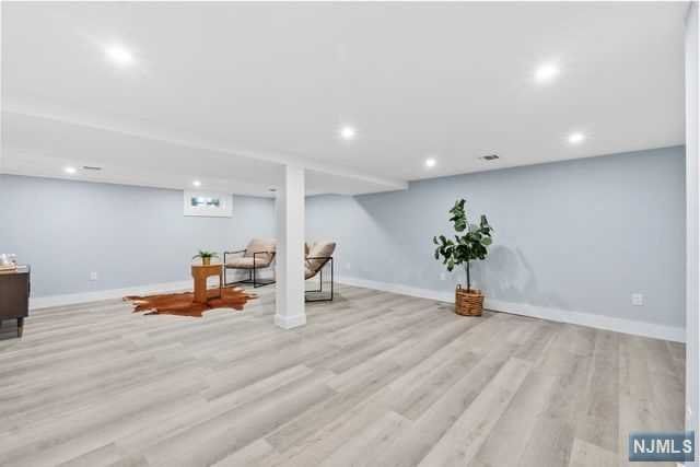 0-153 Tunbridge Road, Fair Lawn, NJ 07410