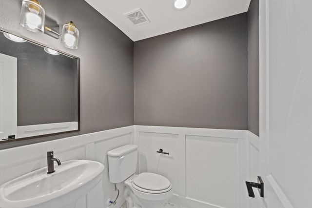 1108 Brooks Street, Houston, TX 77009