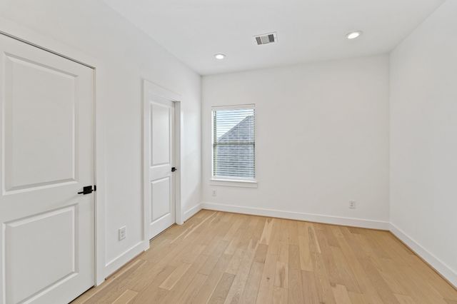 1108 Brooks Street, Houston, TX 77009
