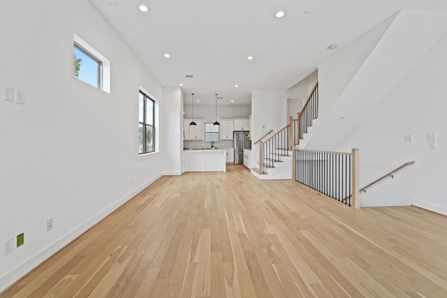 1108 Brooks Street, Houston, TX 77009