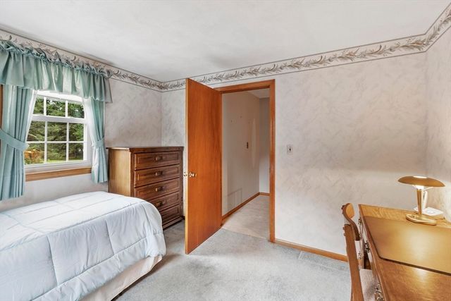 7 Susan Dr, North Reading, MA 01864