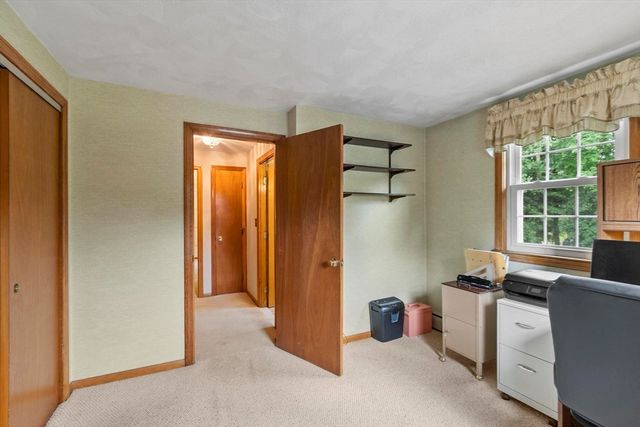 7 Susan Dr, North Reading, MA 01864