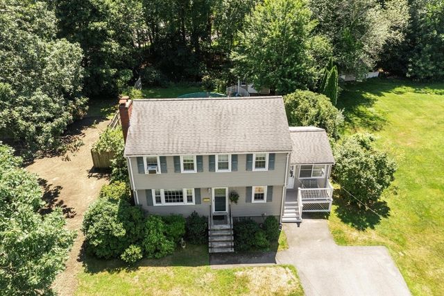 7 Susan Dr, North Reading, MA 01864