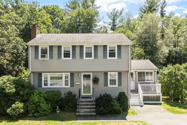 7 Susan Dr, North Reading, MA 01864