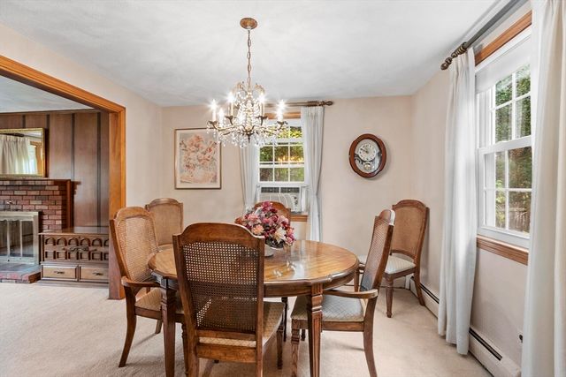 7 Susan Dr, North Reading, MA 01864