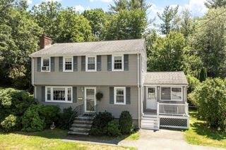 7 Susan Dr, North Reading, MA 01864