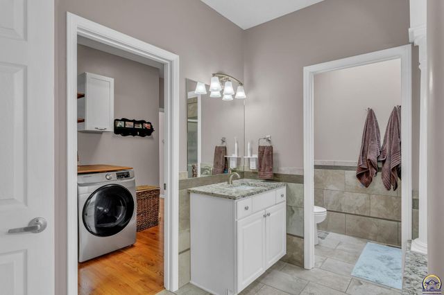 4513 SW Moundview DR, Topeka, KS 66610