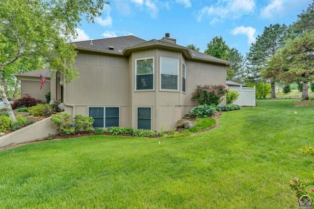 4513 SW Moundview DR, Topeka, KS 66610