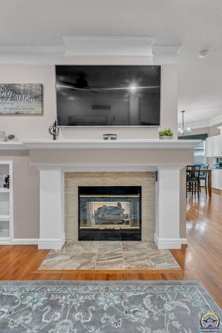 4513 SW Moundview DR, Topeka, KS 66610