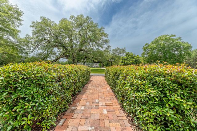 2729 Camden Road, Holly Hill, SC 29059
