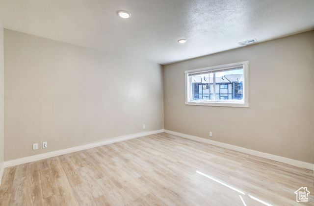 800 W HIGHWAY DR, Wellington, UT 84542