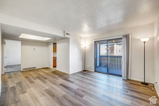 800 W HIGHWAY DR, Wellington, UT 84542