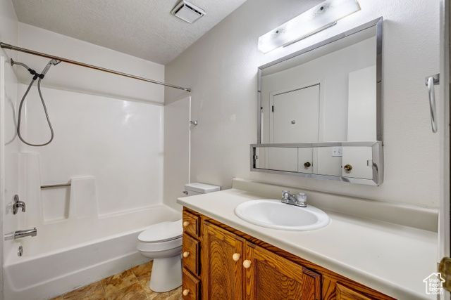 800 W HIGHWAY DR, Wellington, UT 84542