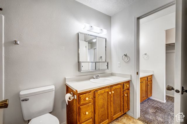 800 W HIGHWAY DR, Wellington, UT 84542