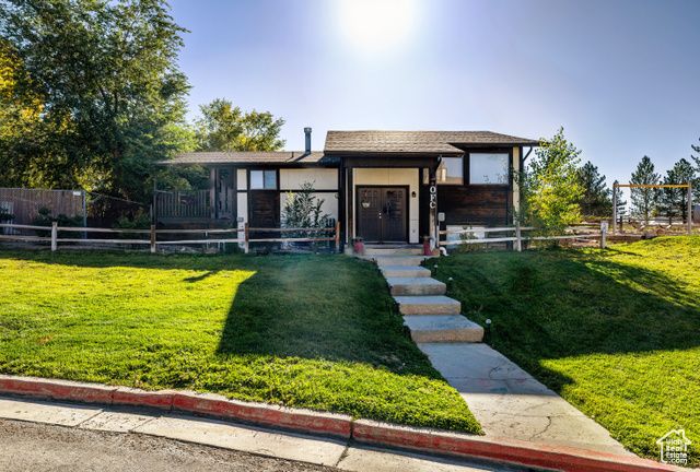 800 W HIGHWAY DR, Wellington, UT 84542