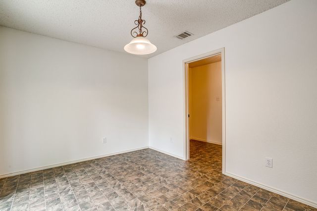 2333 Ash Grove Trail, Fort Worth, TX 76112