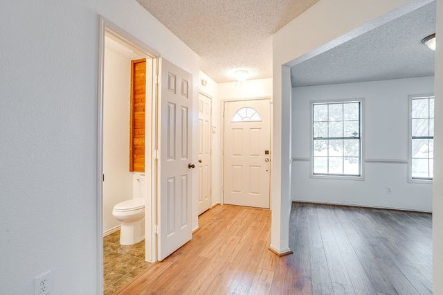 2333 Ash Grove Trail, Fort Worth, TX 76112