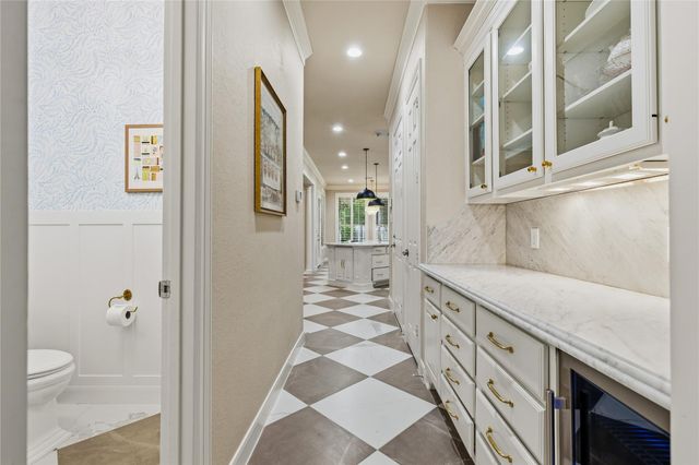 118 N Shawnee Ridge Circle, The Woodlands, TX 77382