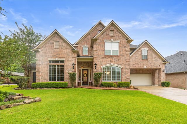 118 N Shawnee Ridge Circle, The Woodlands, TX 77382