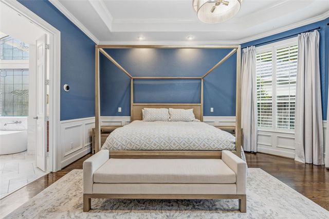 118 N Shawnee Ridge Circle, The Woodlands, TX 77382