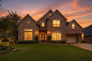 118 N Shawnee Ridge Circle, The Woodlands, TX 77382