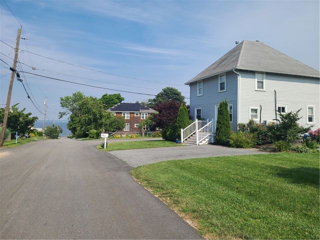 98 Alden Avenue, Warwick, RI 02889