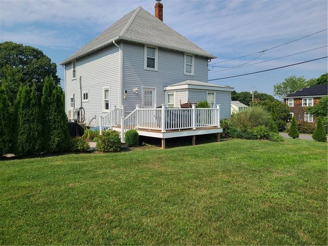 98 Alden Avenue, Warwick, RI 02889