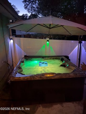 7507 HILSDALE Road, Jacksonville, FL 32216