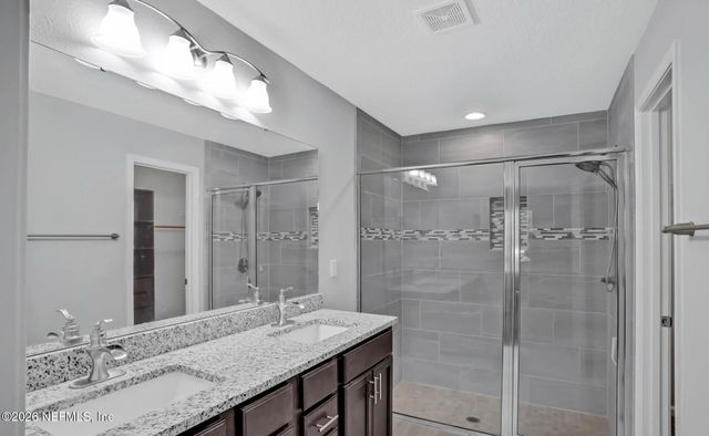 7507 HILSDALE Road, Jacksonville, FL 32216