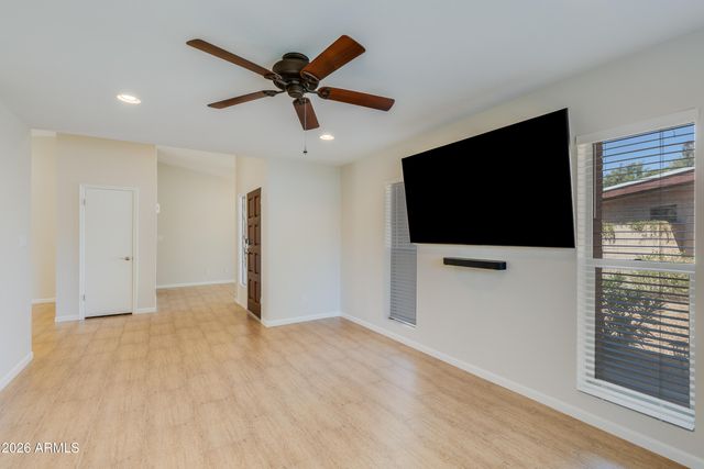 15008 N 6TH Circle, Phoenix, AZ 85023