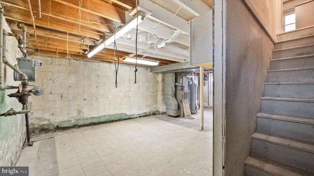 3427 POINT RD, Baltimore, MD 21222