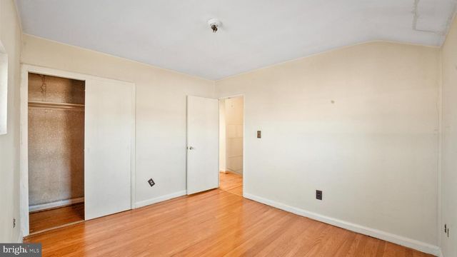 3427 POINT RD, Baltimore, MD 21222