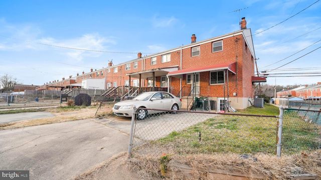 3427 POINT RD, Baltimore, MD 21222