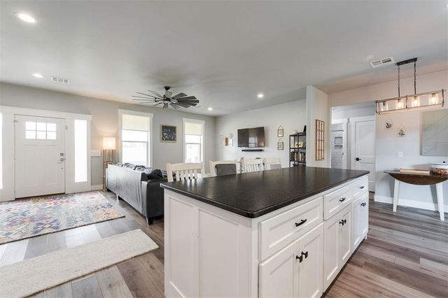 337030 E 1016 Road, Meeker, OK 74855
