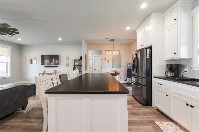 337030 E 1016 Road, Meeker, OK 74855