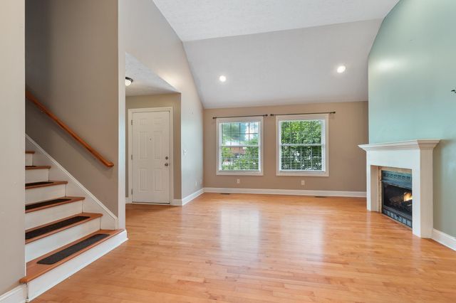 8 Blakeney Rose Lane, Huntington, WV 25705