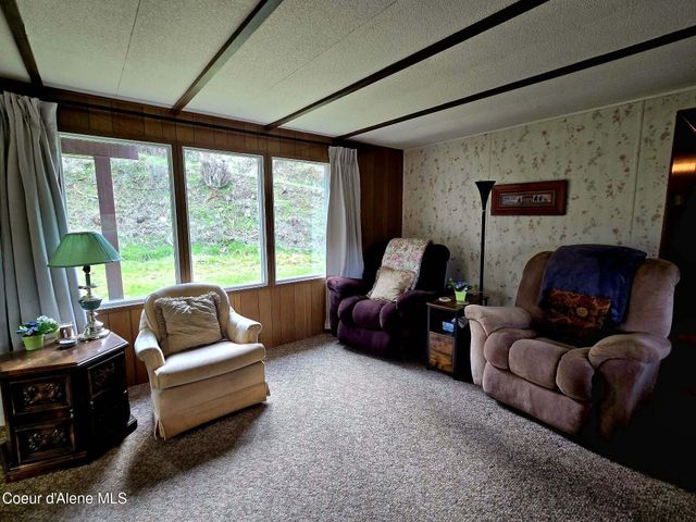 79 Outrigger DR, Sagle, ID 83860