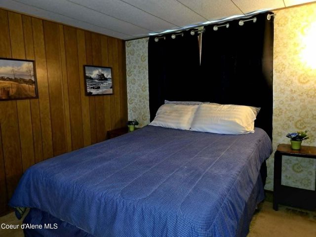 79 Outrigger DR, Sagle, ID 83860
