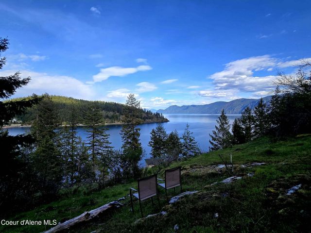 79 Outrigger DR, Sagle, ID 83860