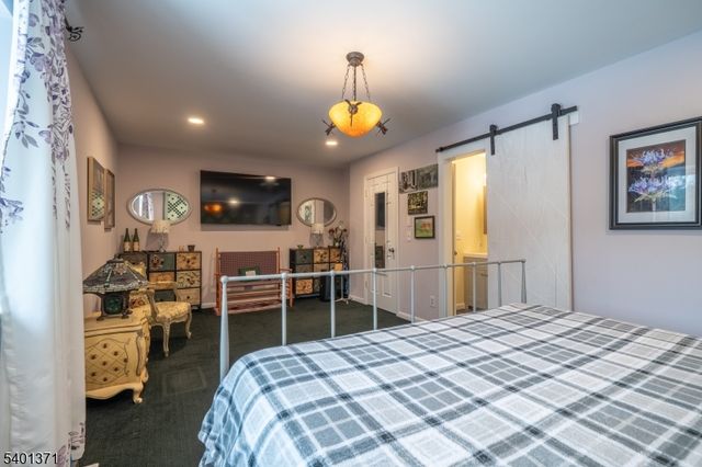 44 Sparrow Circle, Hampton Twp., NJ 07860