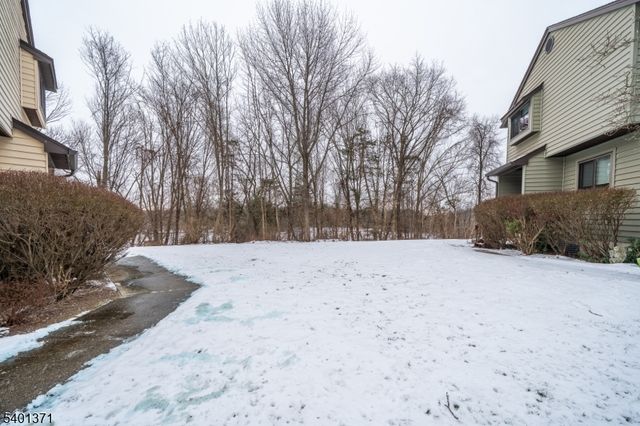 44 Sparrow Circle, Hampton Twp., NJ 07860