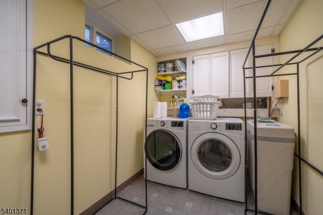 44 Sparrow Circle, Hampton Twp., NJ 07860